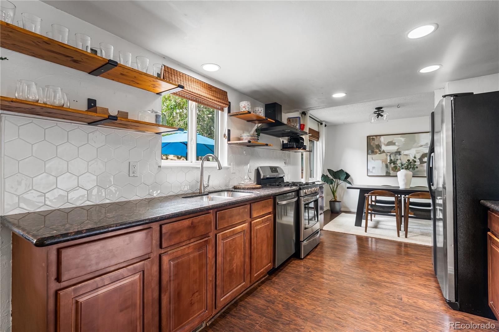 MLS Image #17 for 10450  iris way,broomfield, Colorado