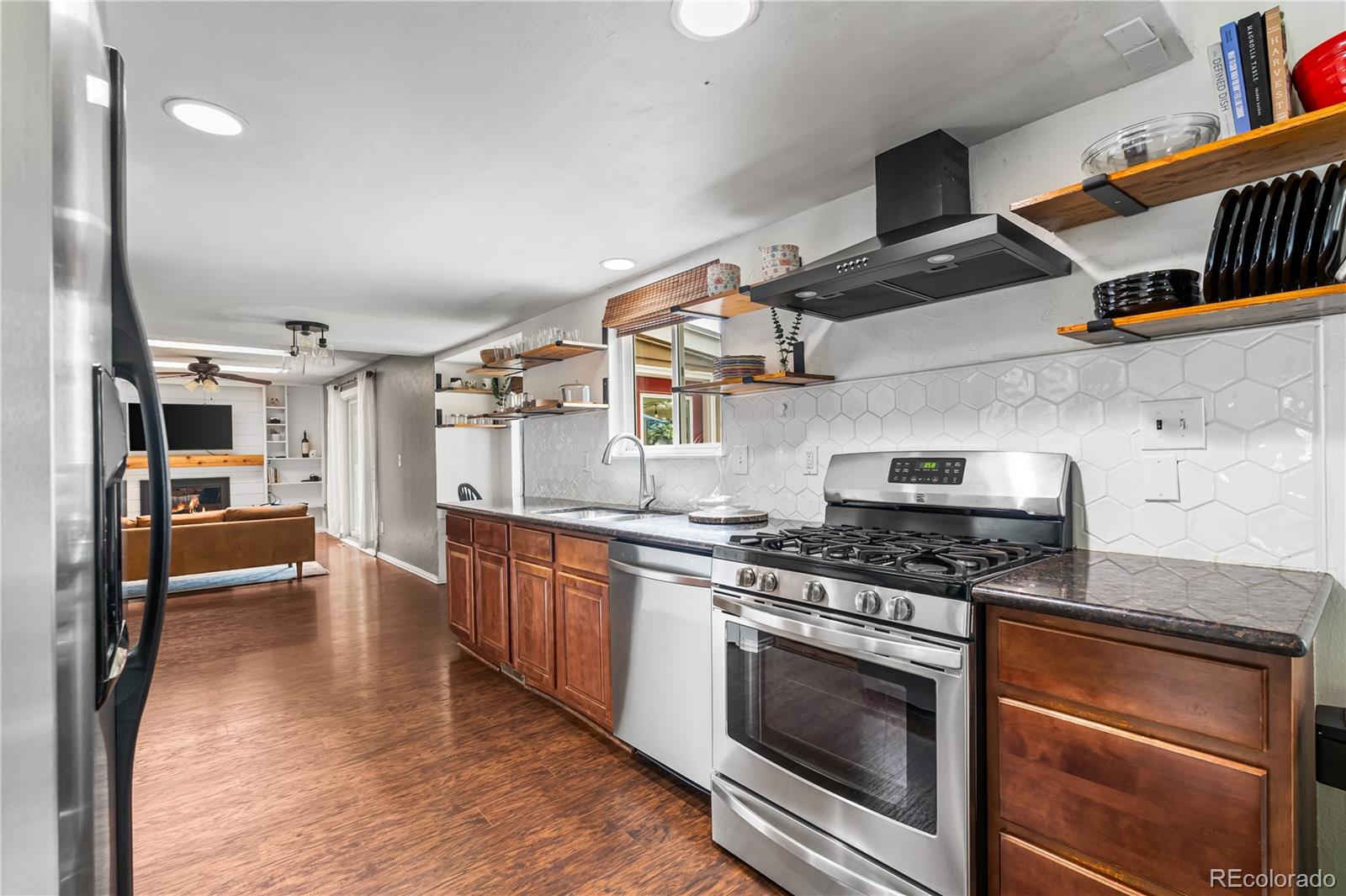MLS Image #21 for 10450  iris way,broomfield, Colorado
