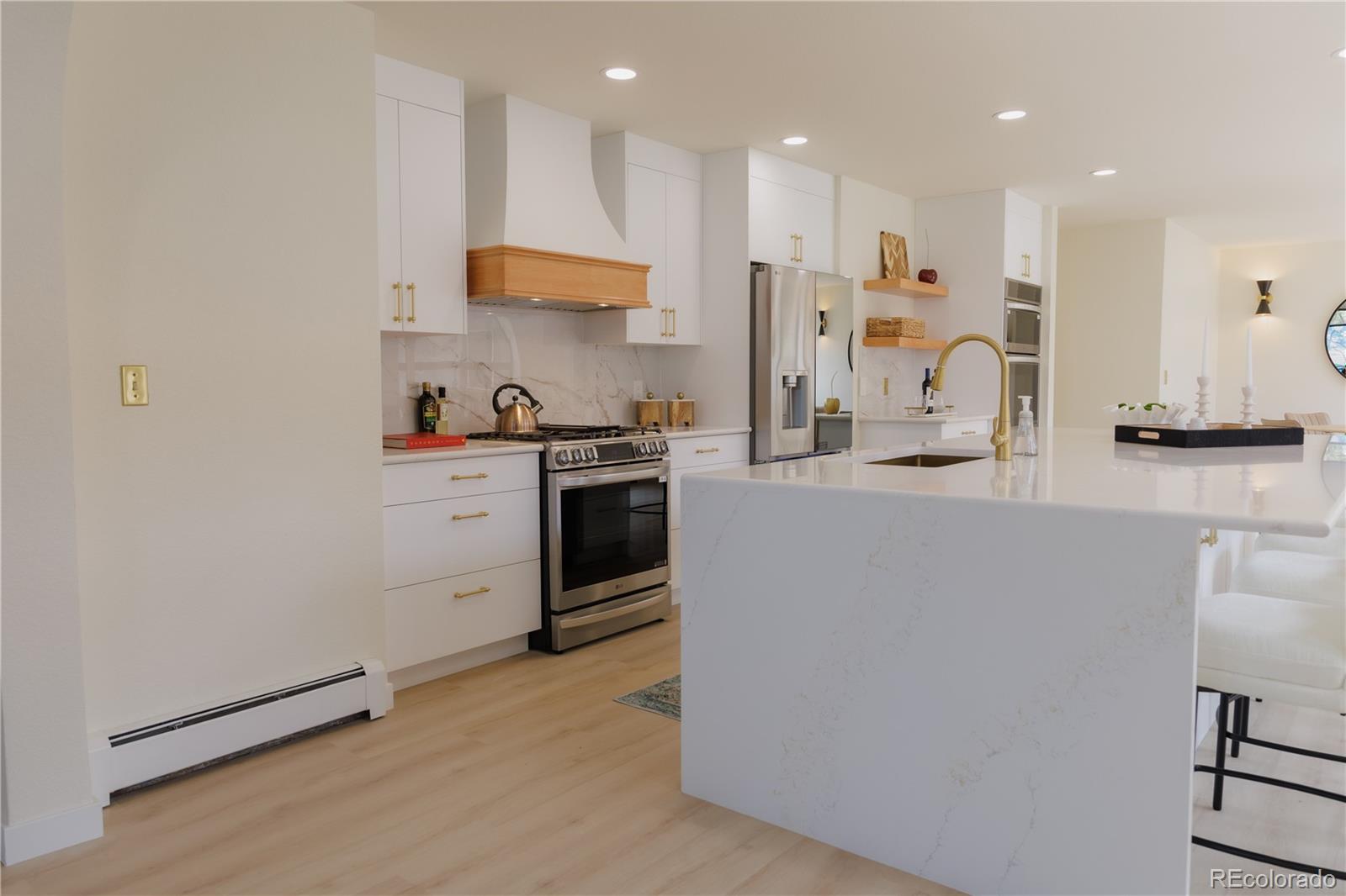 MLS Image #11 for 326 e oak hills drive,castle rock, Colorado