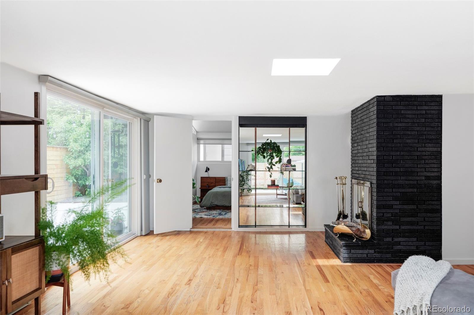 MLS Image #15 for 2525 s meade street,denver, Colorado