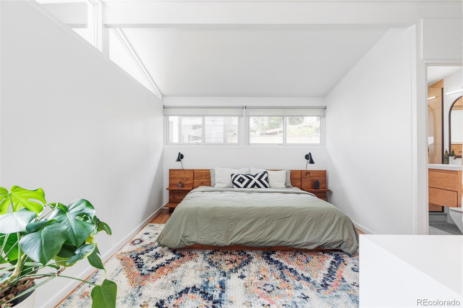 MLS Image #17 for 2525 s meade street,denver, Colorado