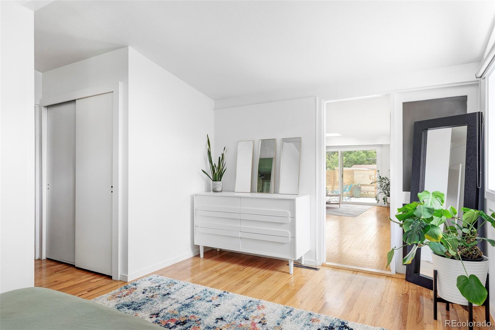 MLS Image #18 for 2525 s meade street,denver, Colorado