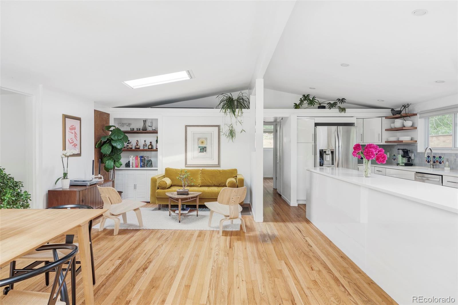 MLS Image #5 for 2525 s meade street,denver, Colorado