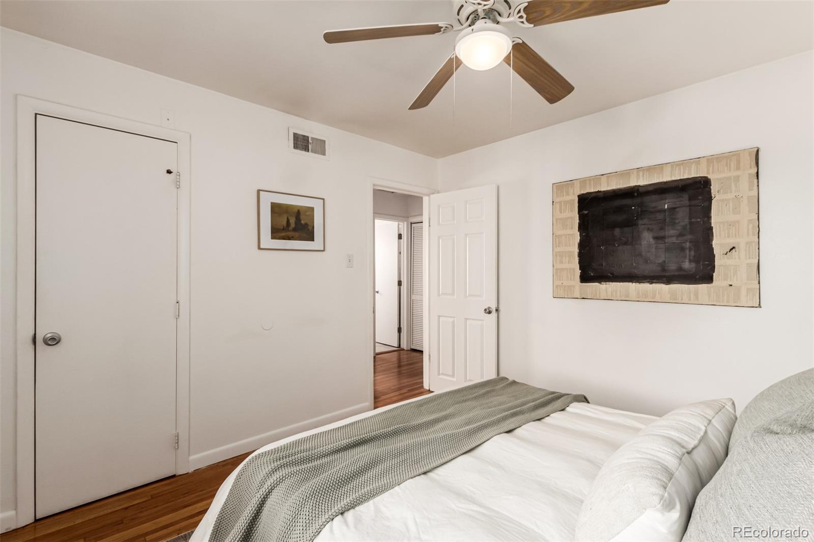 MLS Image #11 for 2028  perry street,denver, Colorado