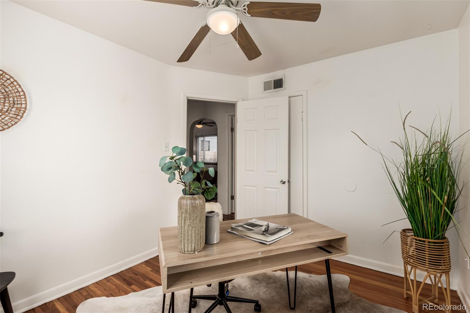 MLS Image #15 for 2028  perry street,denver, Colorado