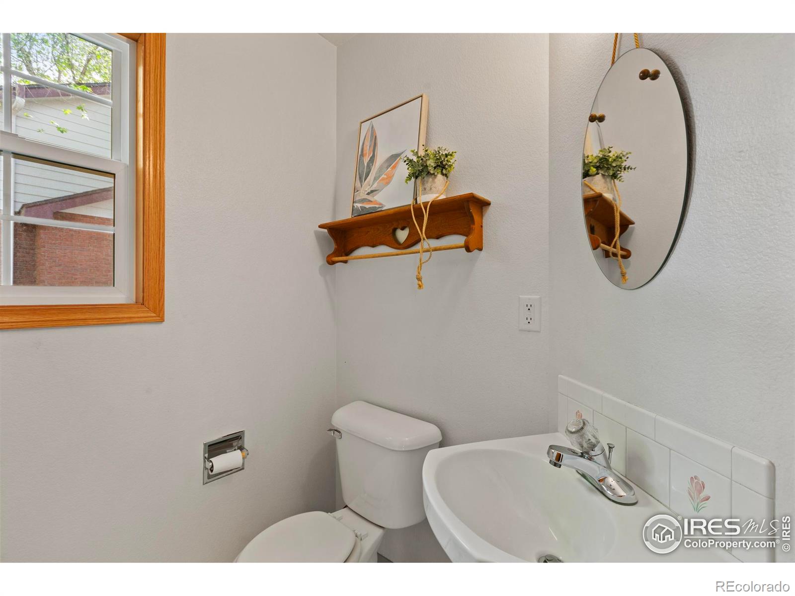 MLS Image #16 for 205 e colorado avenue,berthoud, Colorado