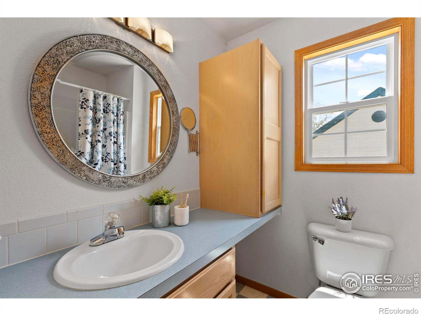 MLS Image #18 for 205 e colorado avenue,berthoud, Colorado