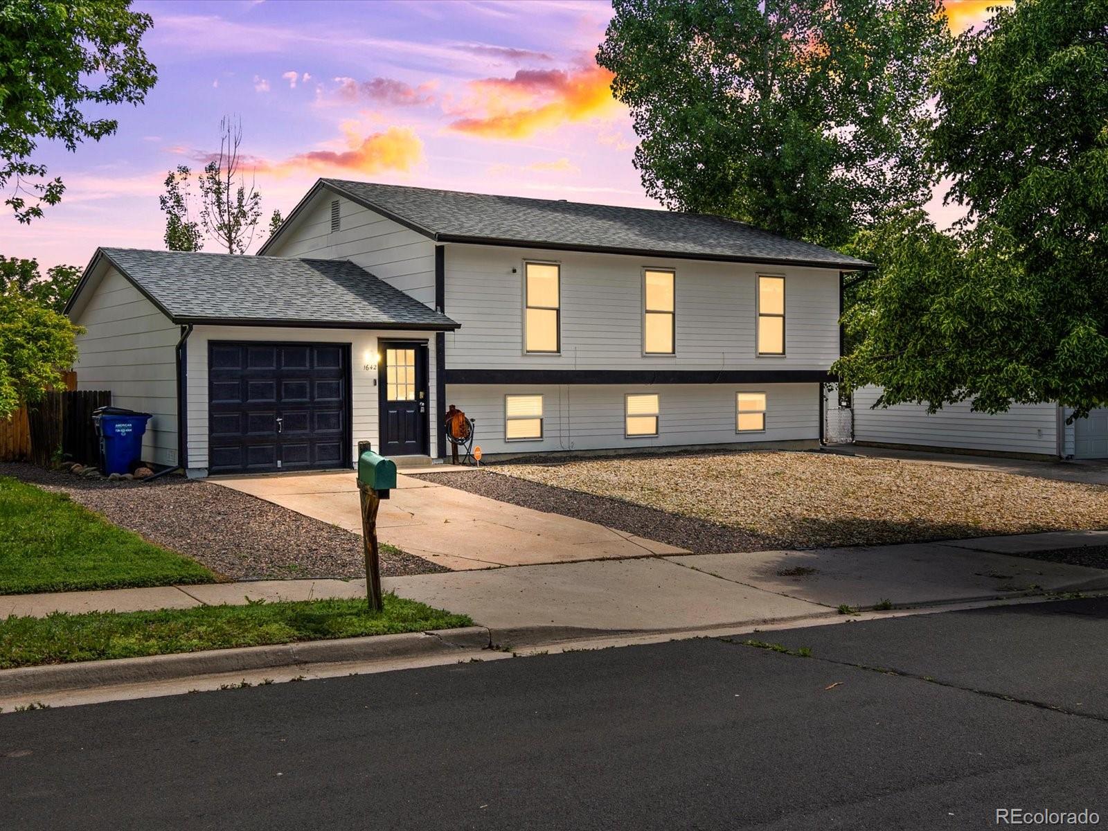 MLS Image #0 for 1642 s salida way,aurora, Colorado