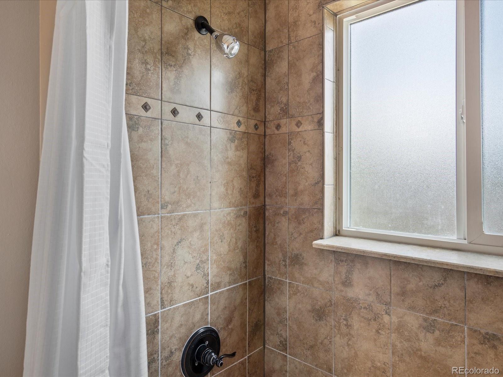 MLS Image #12 for 1642 s salida way,aurora, Colorado