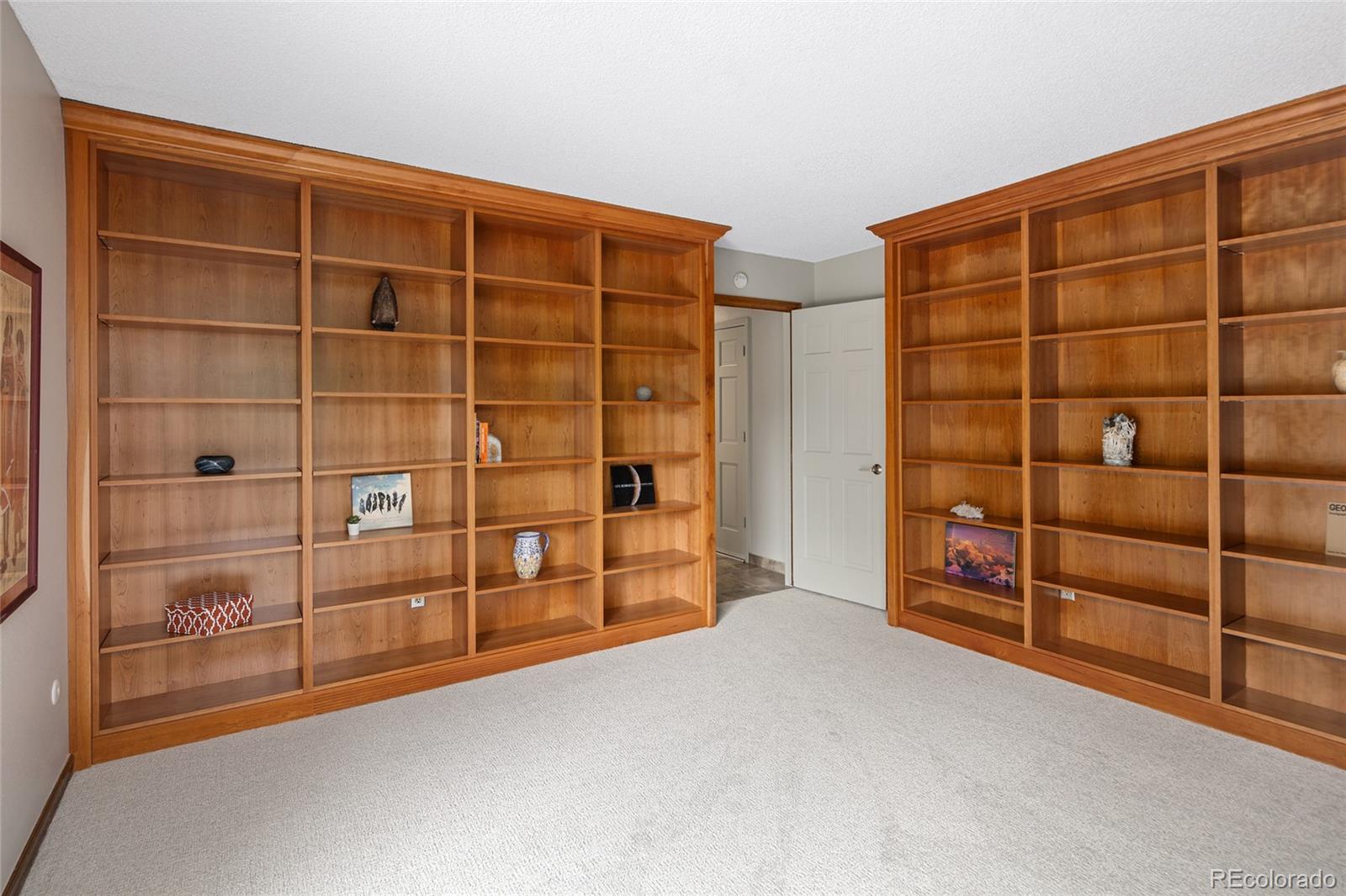 MLS Image #25 for 10572 e orchard place,englewood, Colorado