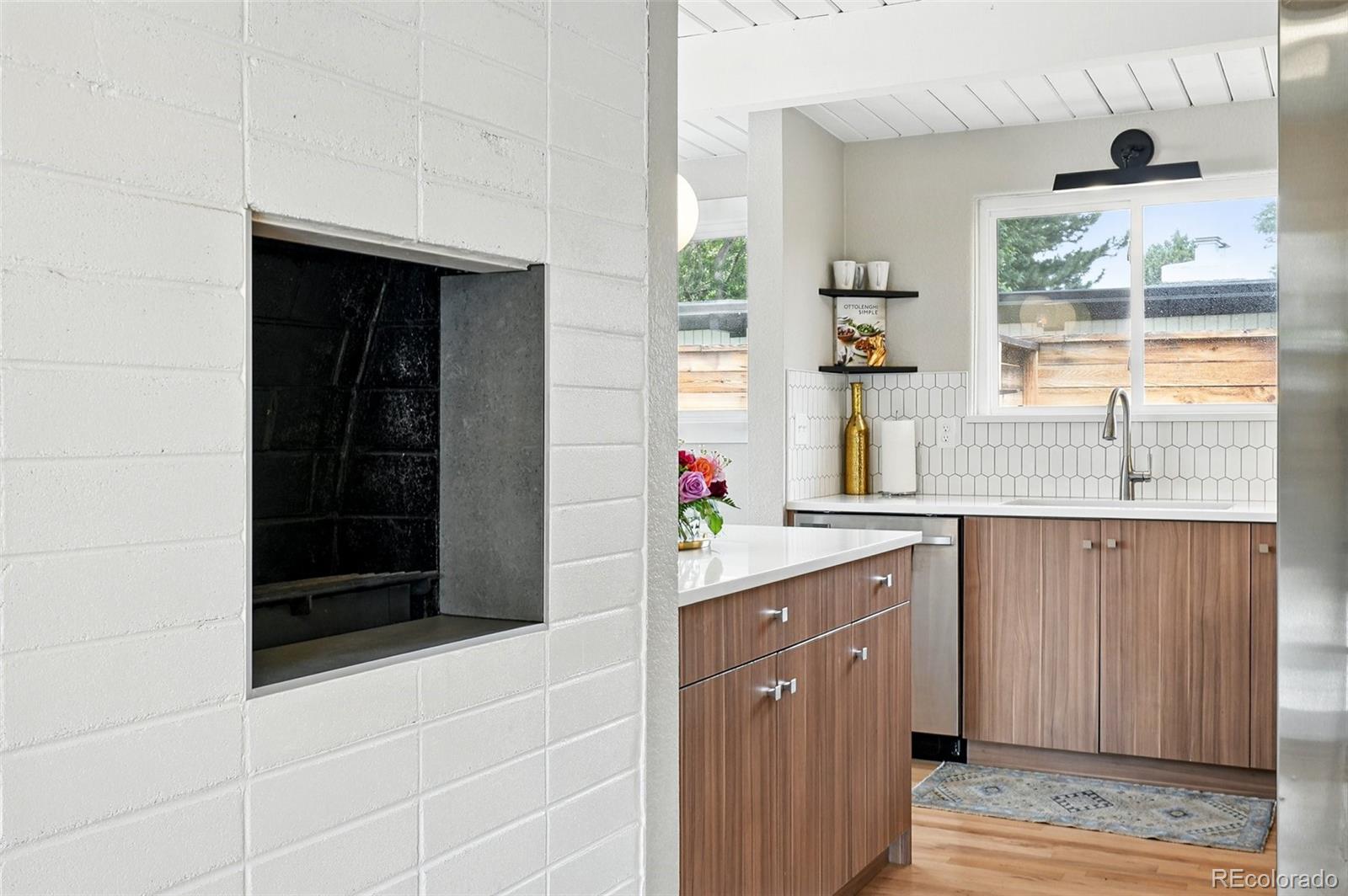 MLS Image #11 for 1440 s clermont street,denver, Colorado