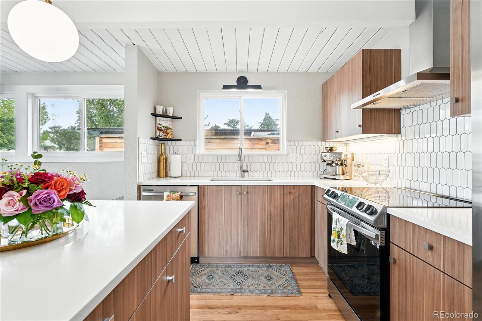 MLS Image #9 for 1440 s clermont street,denver, Colorado