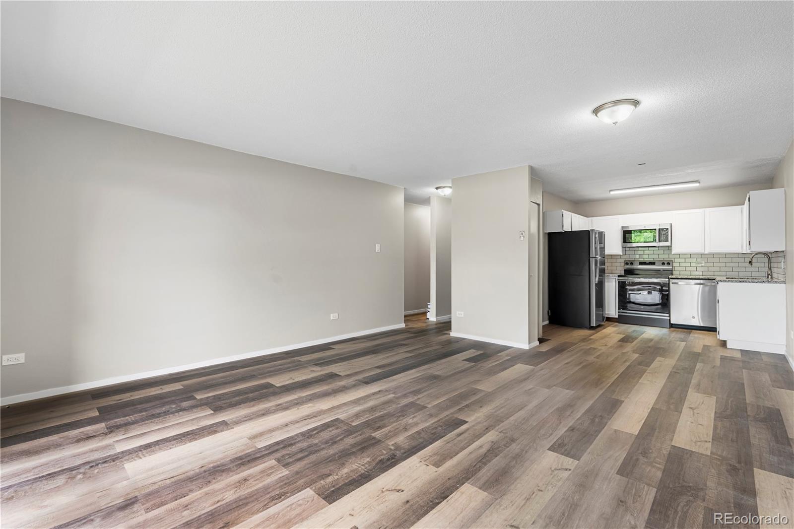 MLS Image #2 for 795 s alton way 11c,denver, Colorado