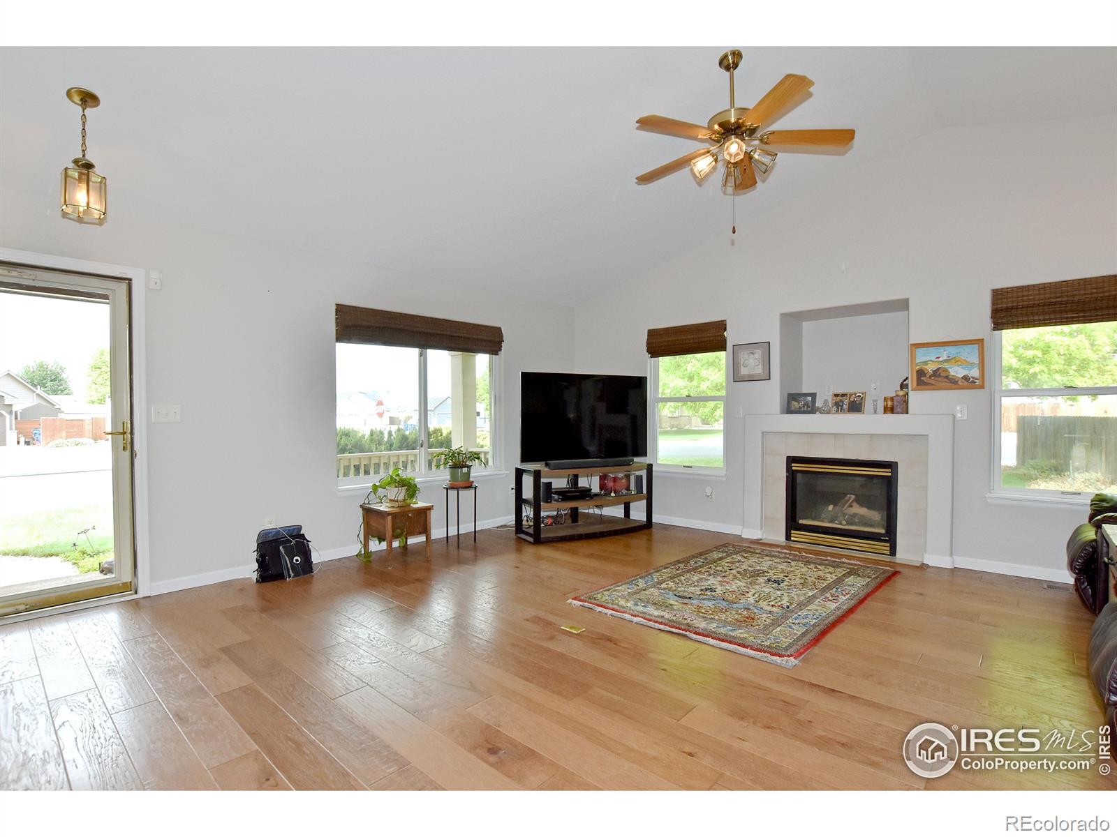 MLS Image #7 for 1131  sandra drive,johnstown, Colorado