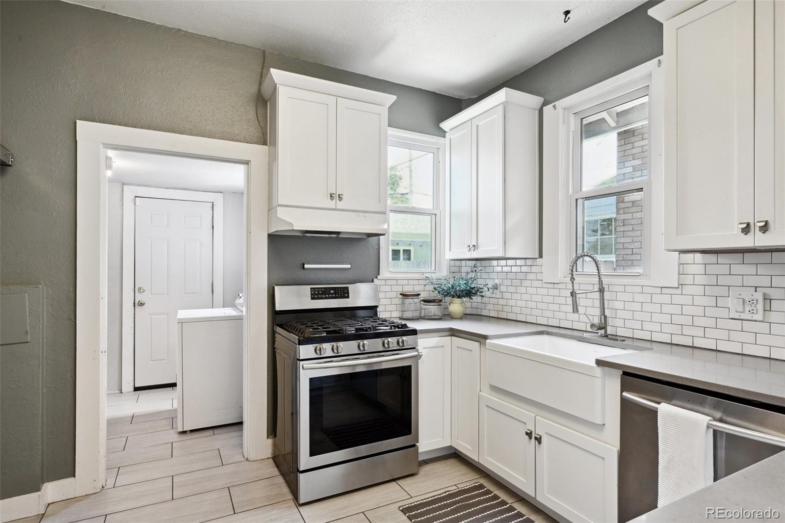 MLS Image #8 for 3316 n columbine street,denver, Colorado