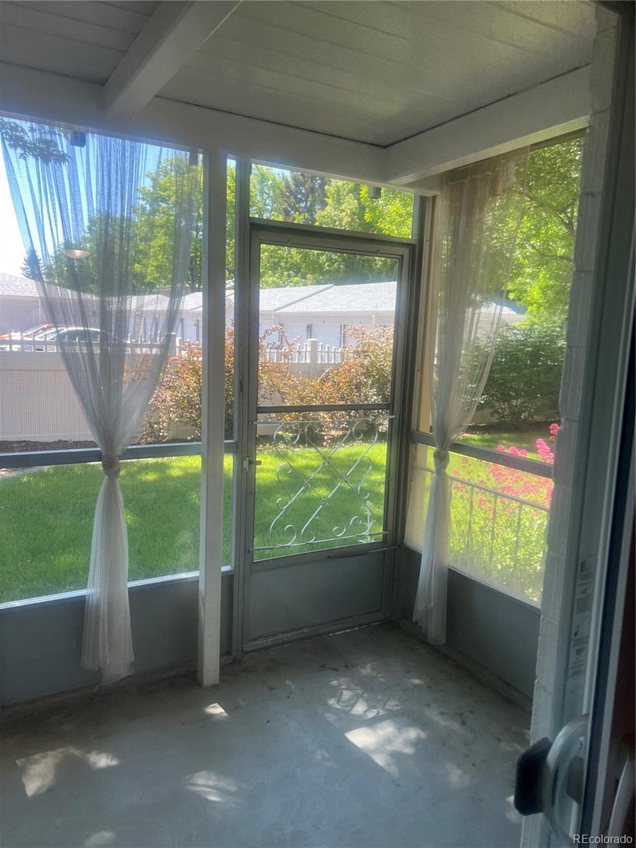MLS Image #2 for 665 s clinton street,denver, Colorado