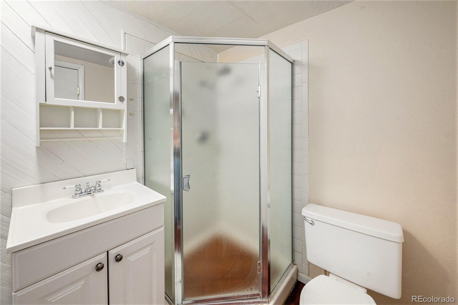 MLS Image #18 for 3756 s mission parkway,aurora, Colorado