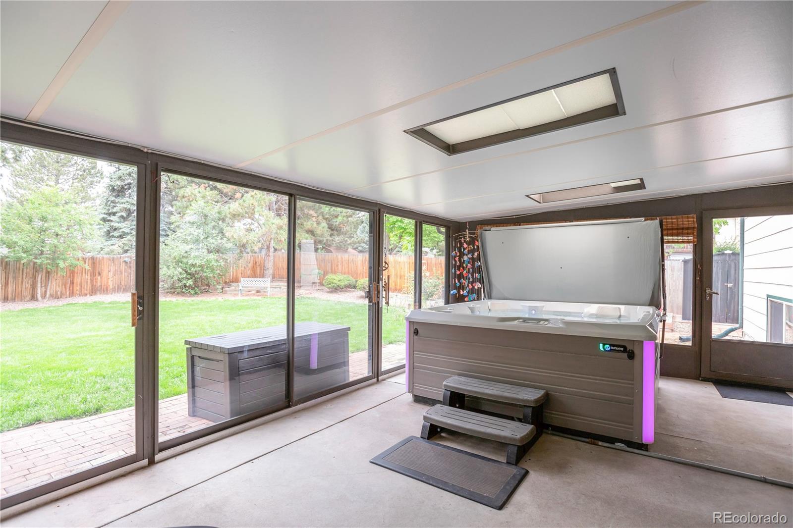 MLS Image #3 for 10991 e vassar drive,aurora, Colorado