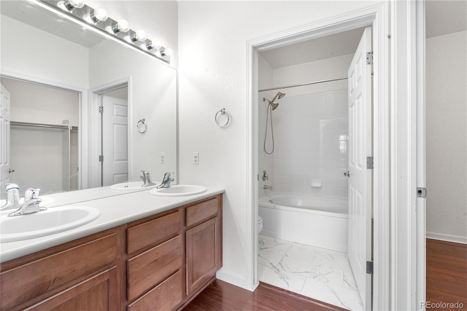 MLS Image #21 for 23456 e 5th place,aurora, Colorado