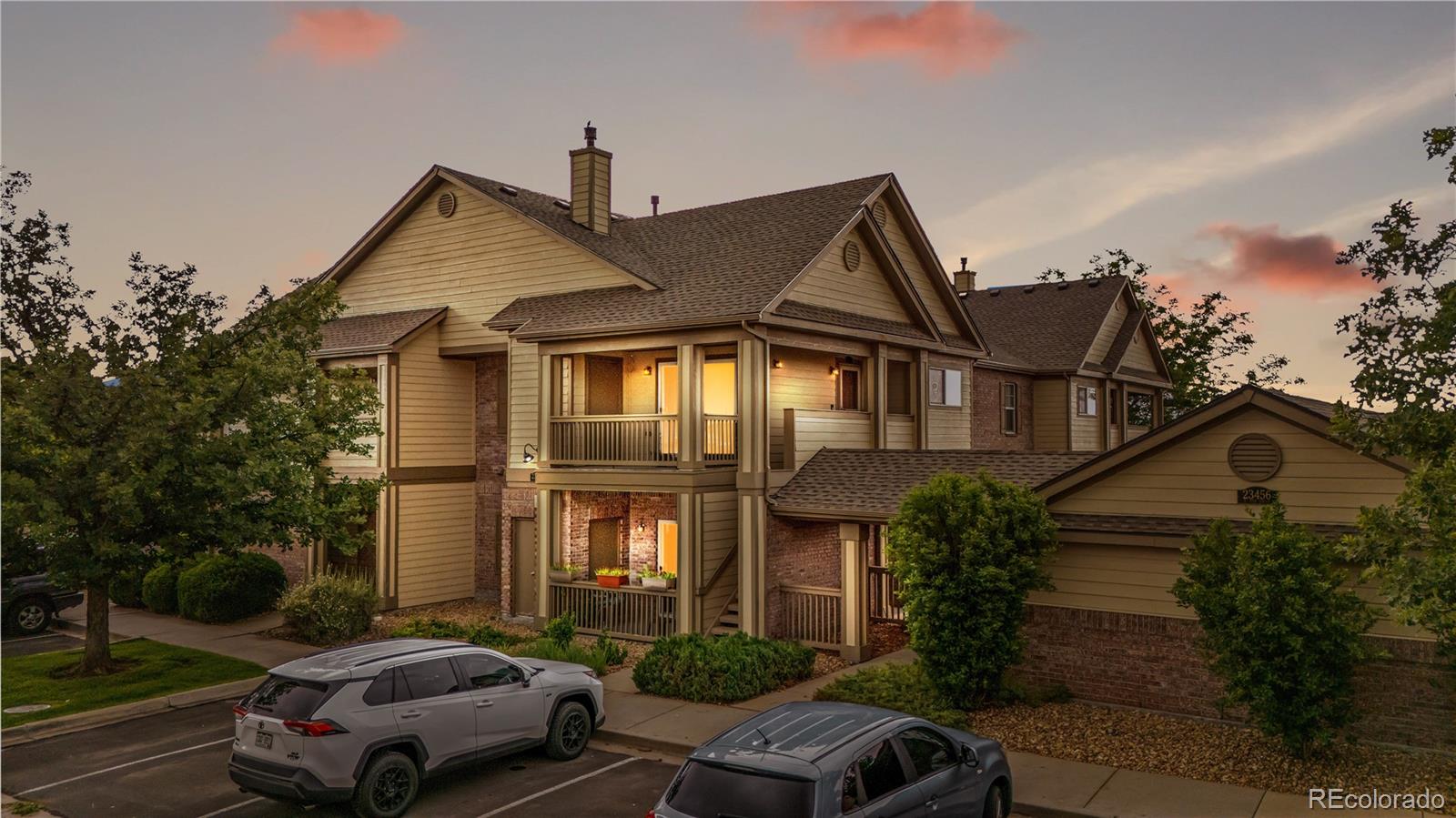 MLS Image #28 for 23456 e 5th place,aurora, Colorado