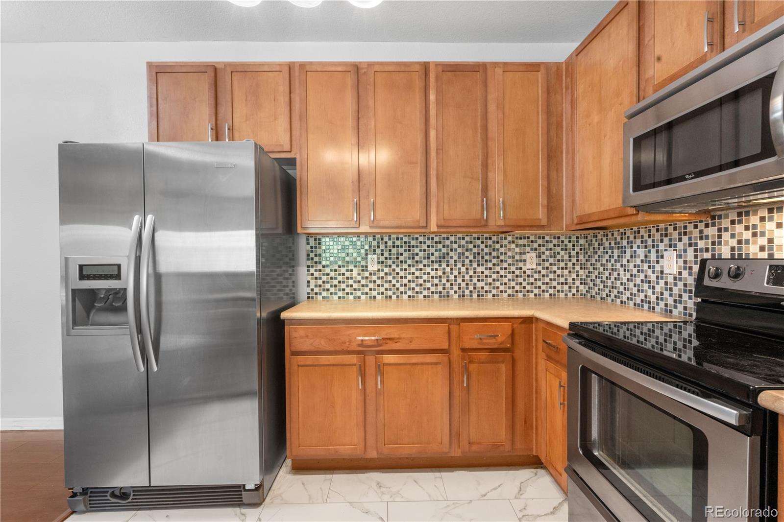 MLS Image #3 for 23456 e 5th place,aurora, Colorado