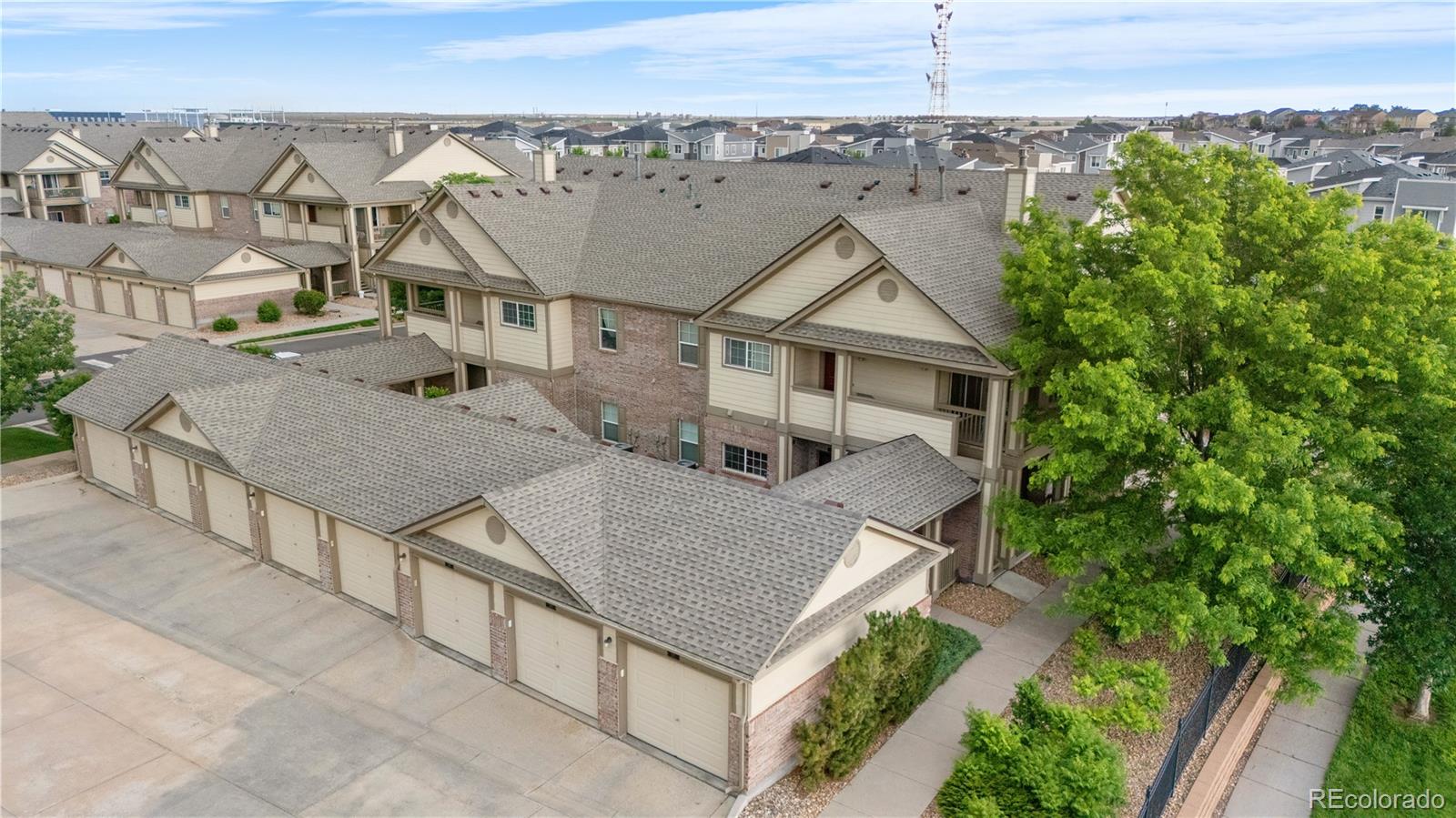 MLS Image #35 for 23456 e 5th place,aurora, Colorado