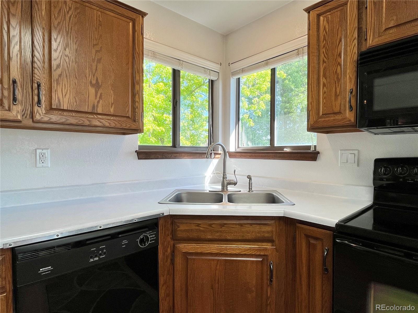 MLS Image #8 for 8296 s reed street,littleton, Colorado