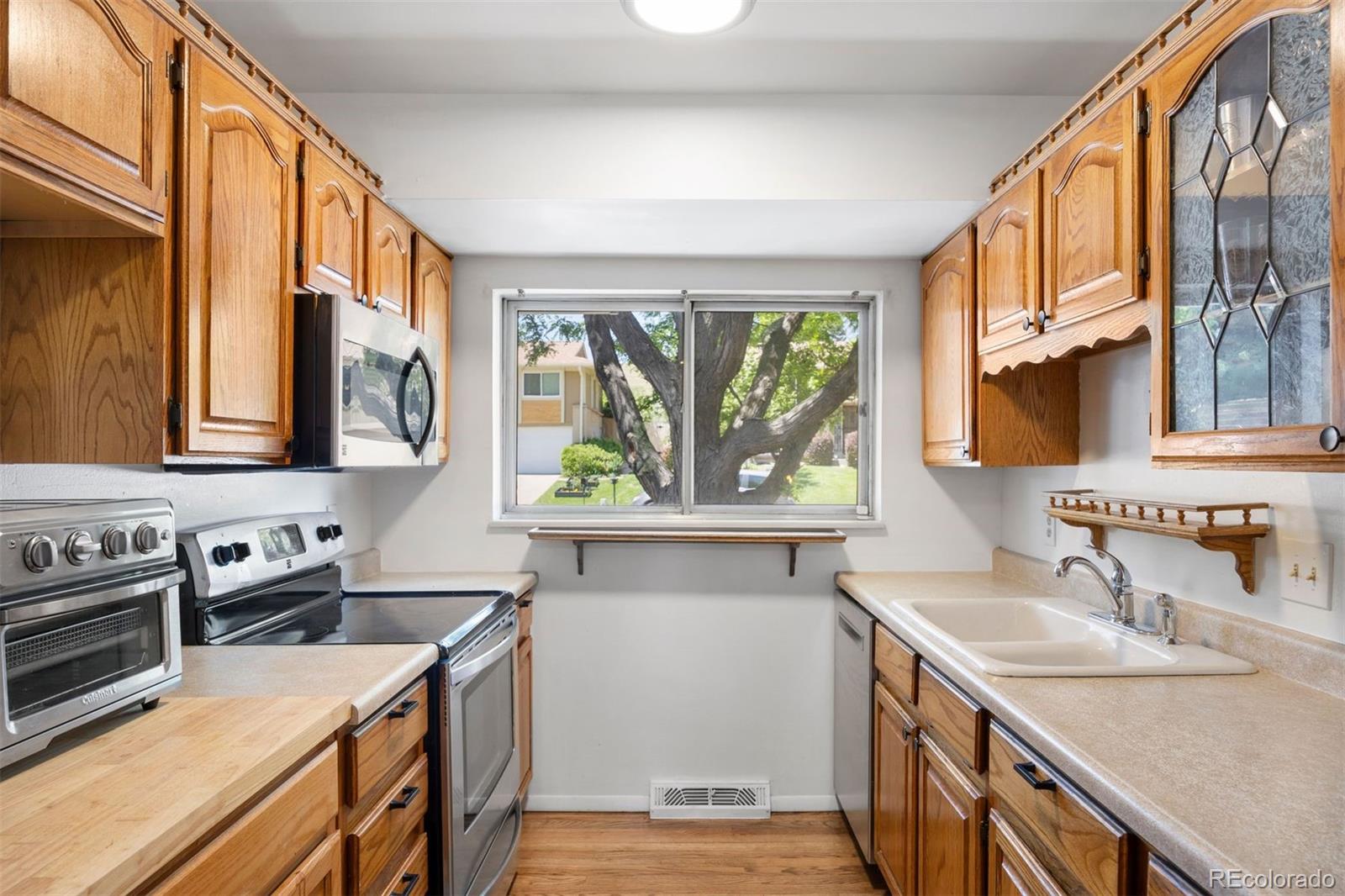 MLS Image #8 for 13693 w utah circle,lakewood, Colorado