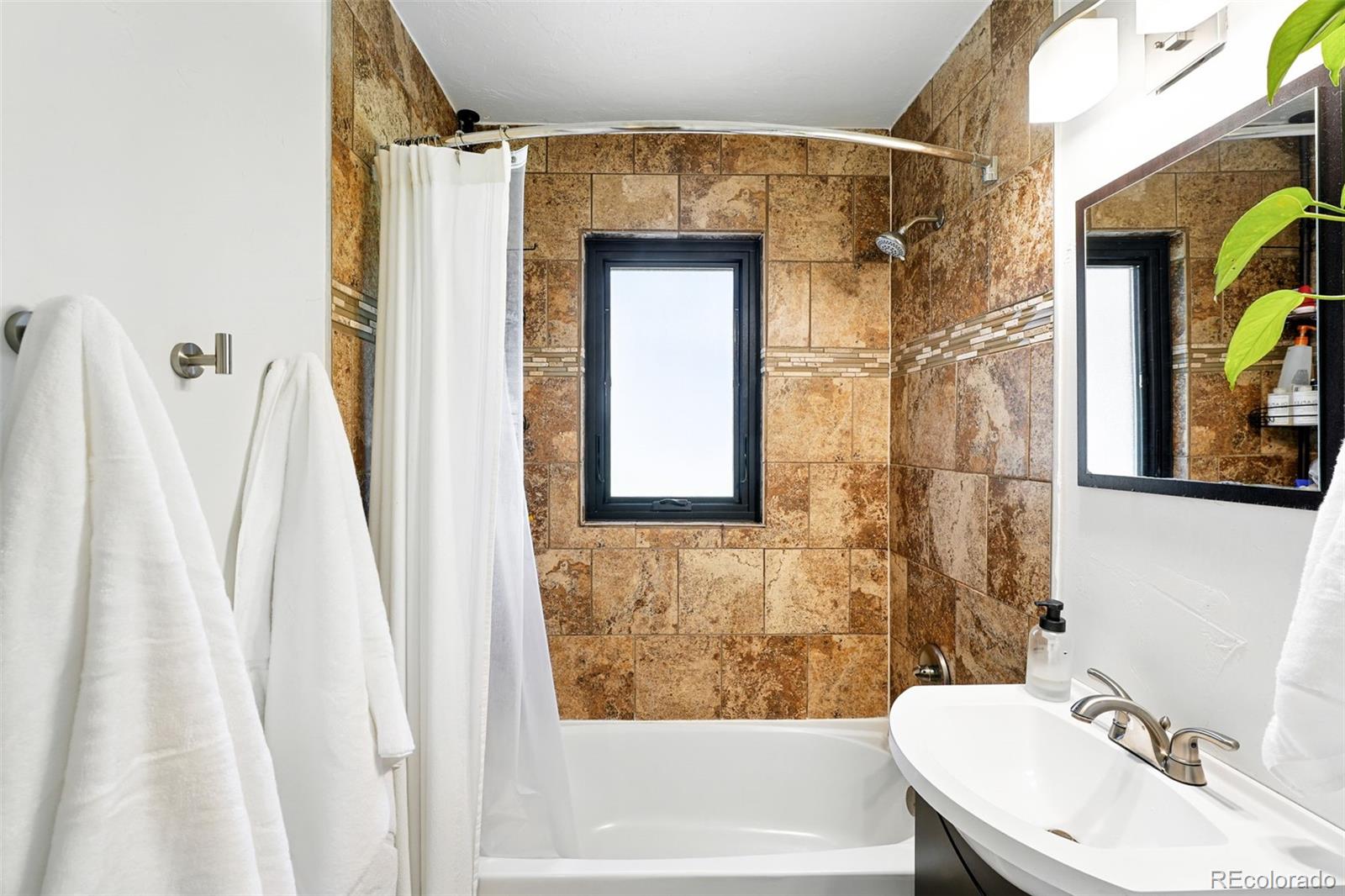 MLS Image #16 for 1240  ulster street,denver, Colorado