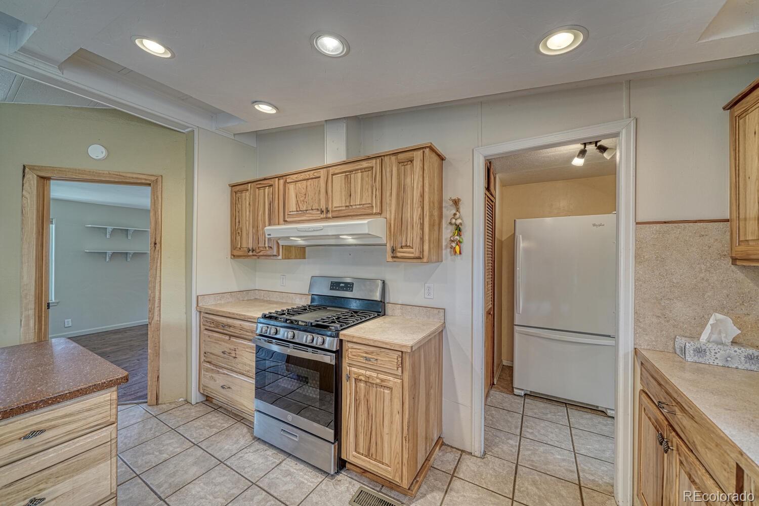 MLS Image #16 for 236  boreen way,howard, Colorado