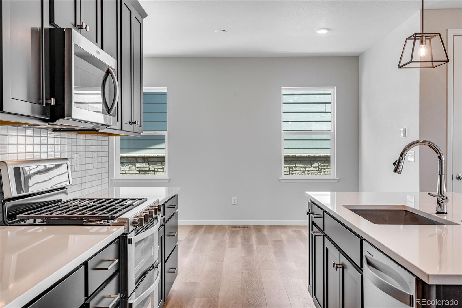 MLS Image #11 for 3314 n haleyville court,aurora, Colorado