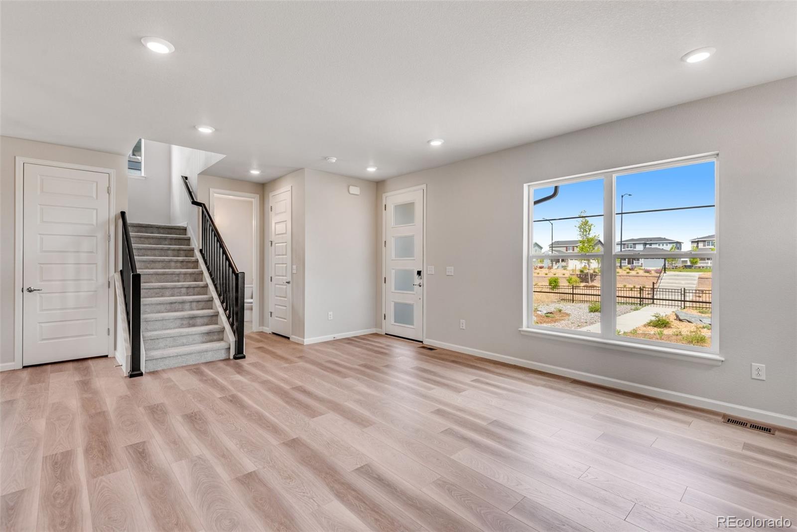 MLS Image #3 for 3314 n haleyville court,aurora, Colorado