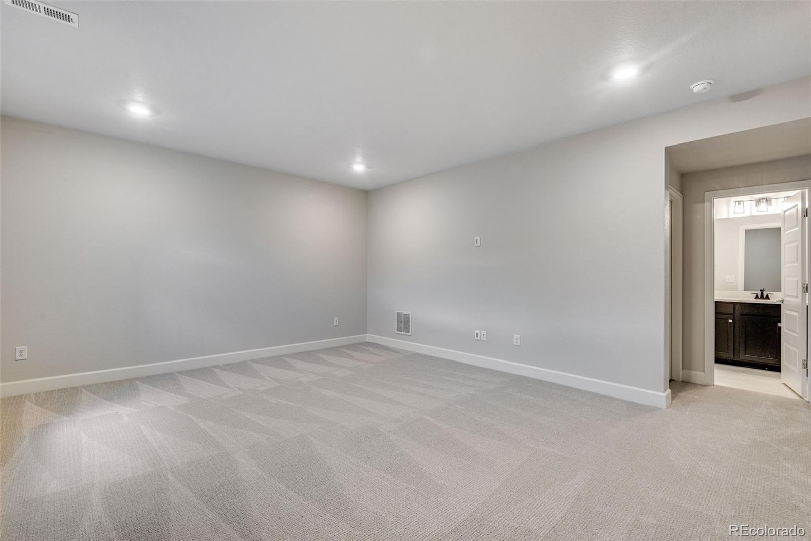 MLS Image #38 for 3314 n haleyville court,aurora, Colorado