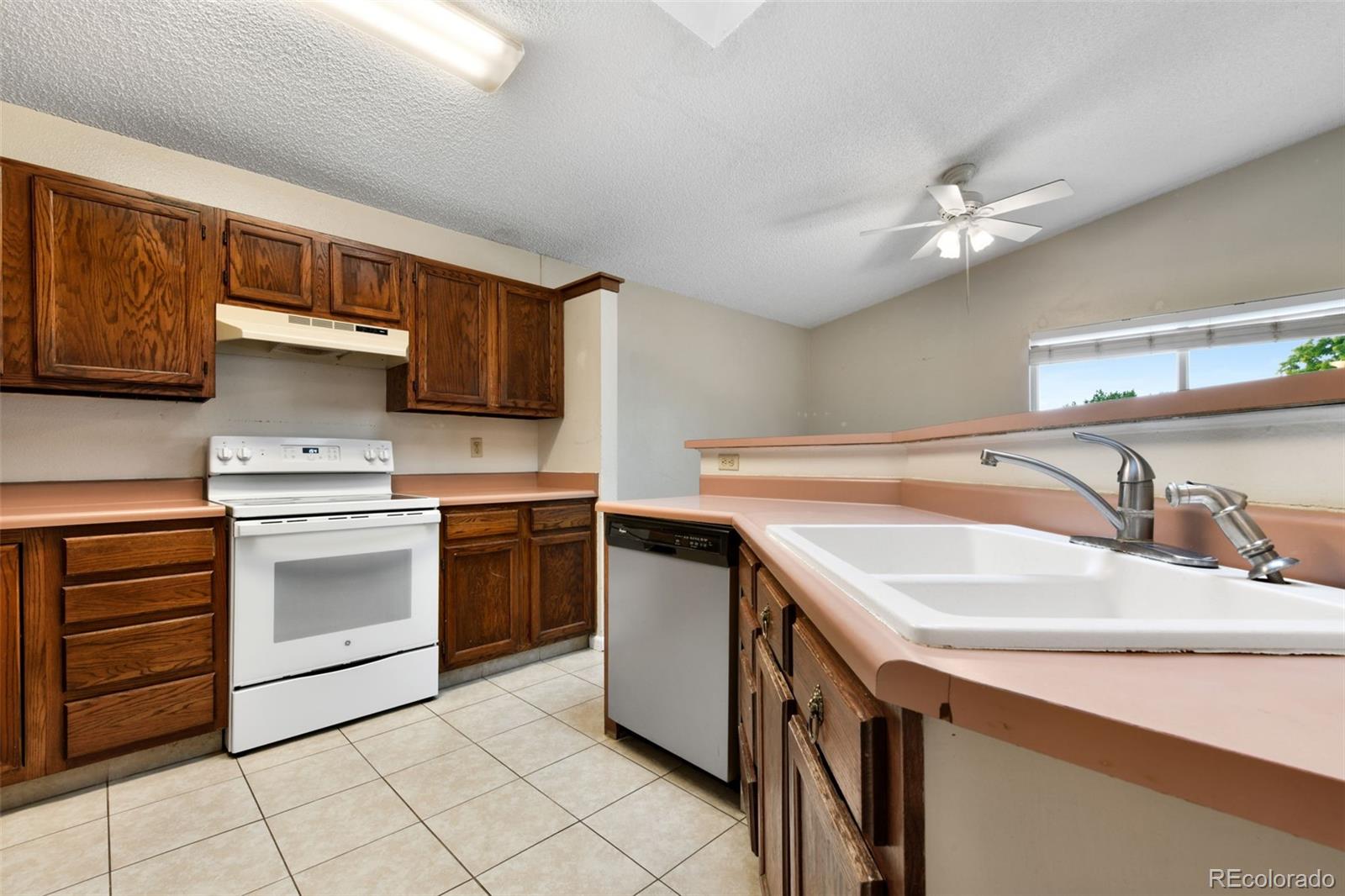 MLS Image #10 for 7375  painted rock drive,colorado springs, Colorado