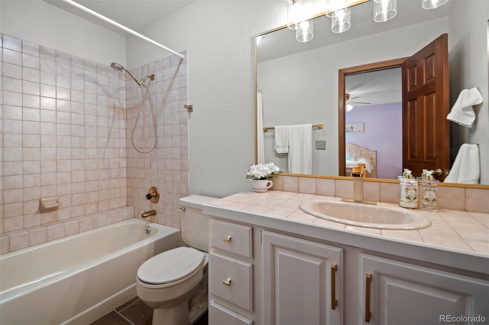 MLS Image #20 for 4161 w lake circle,littleton, Colorado