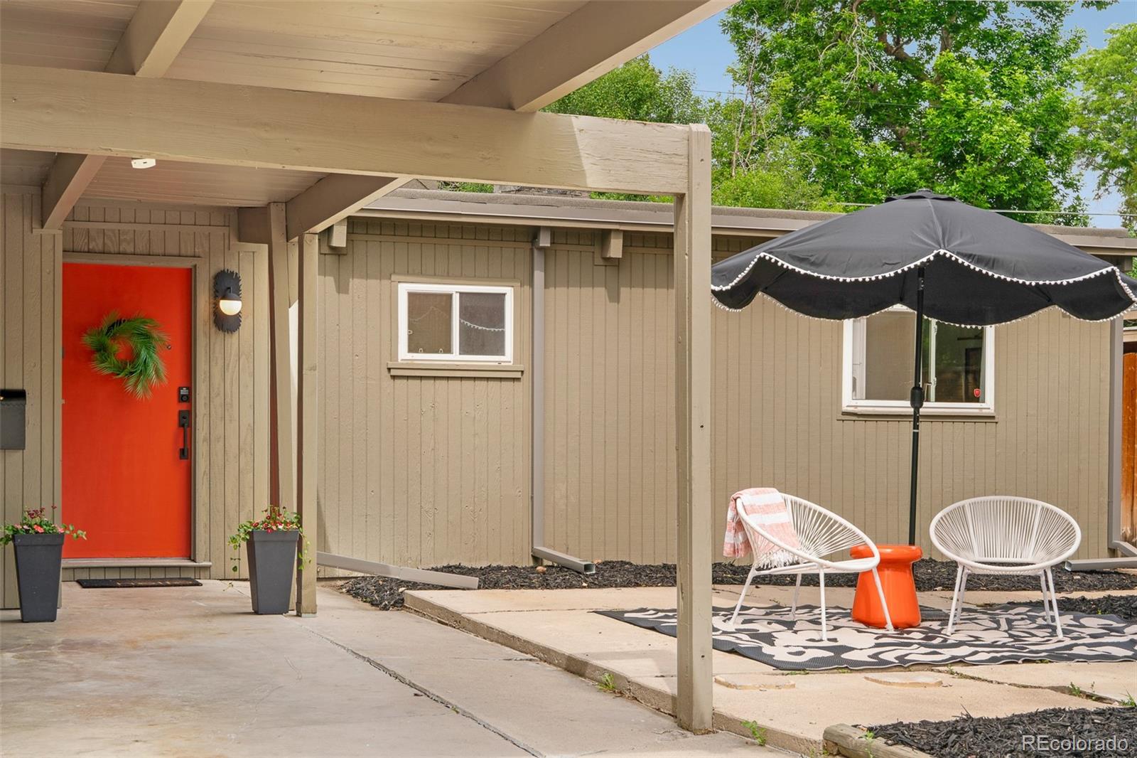 MLS Image #4 for 1831 s ivanhoe street,denver, Colorado