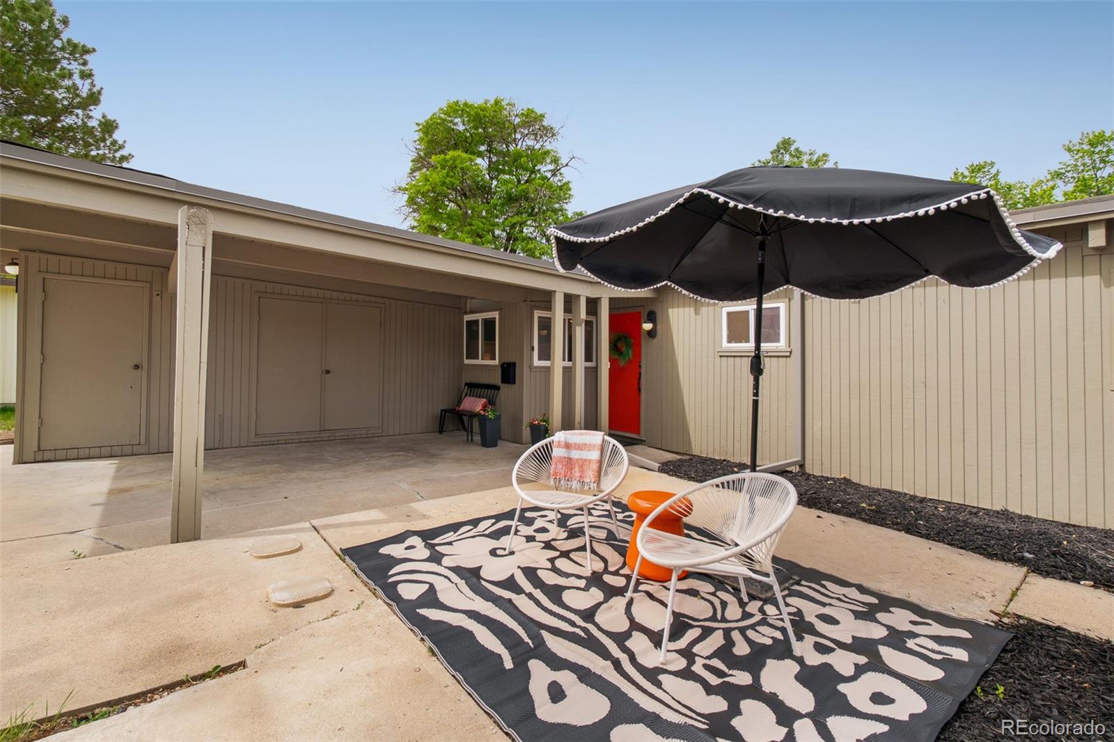 MLS Image #5 for 1831 s ivanhoe street,denver, Colorado