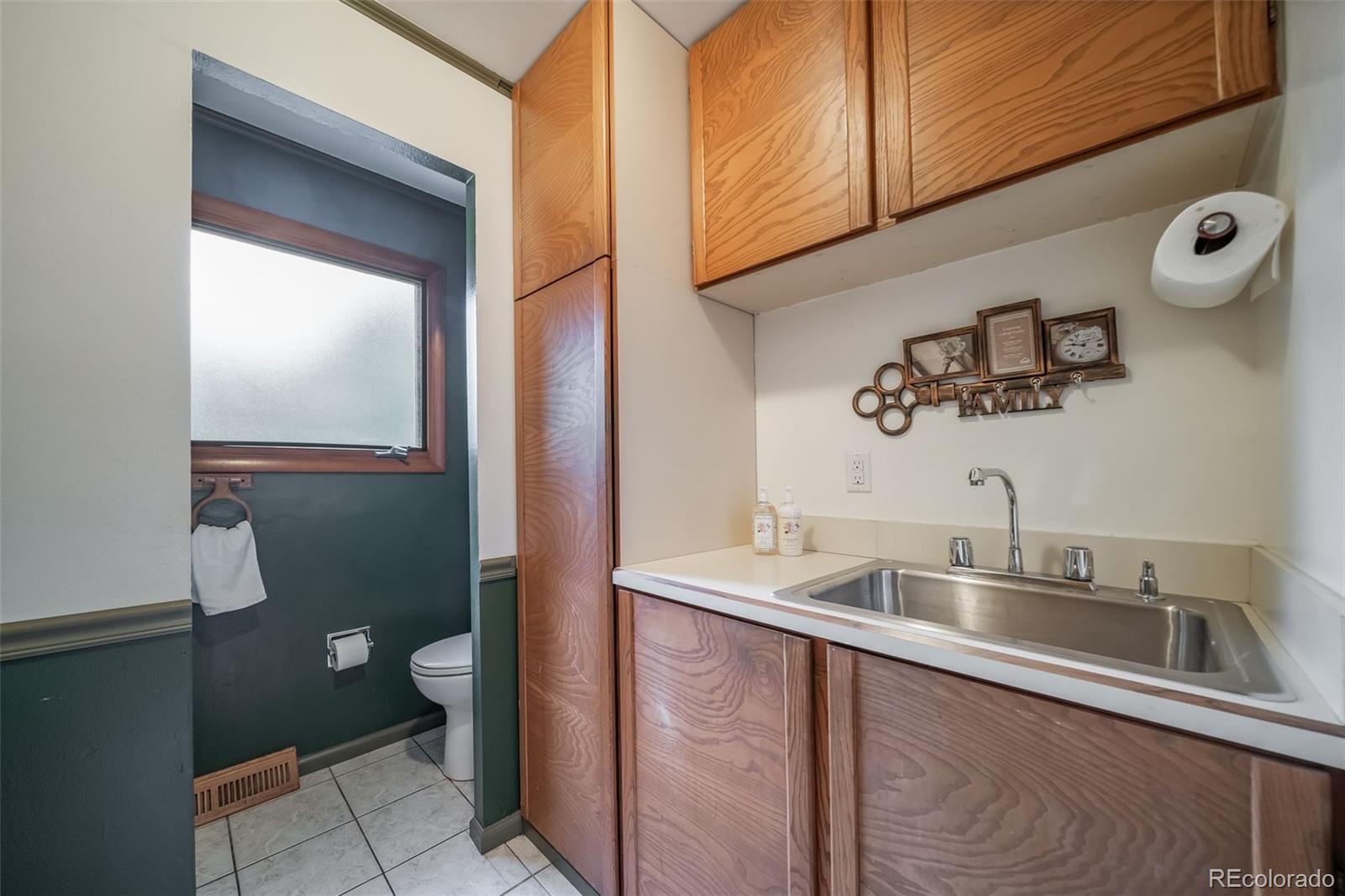 MLS Image #17 for 2276 s dover way,lakewood, Colorado