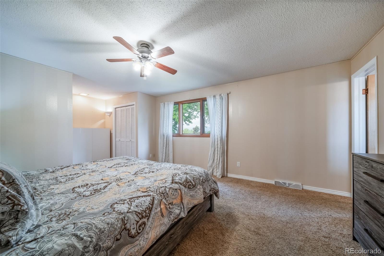 MLS Image #18 for 2276 s dover way,lakewood, Colorado