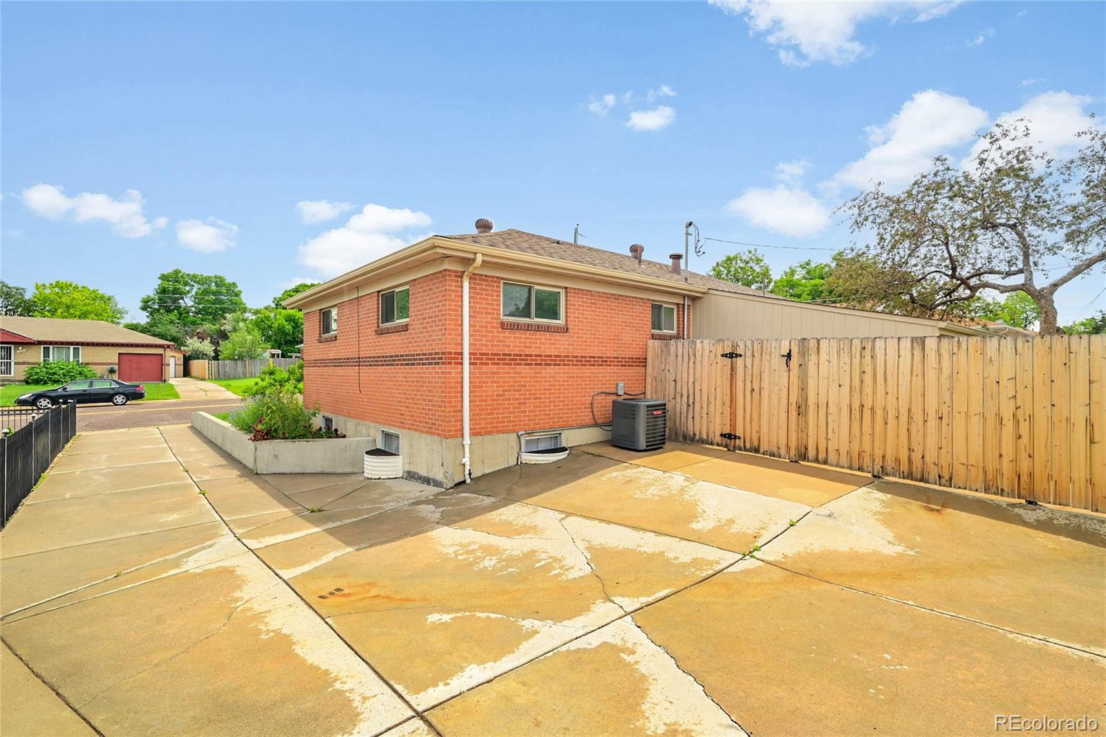 MLS Image #24 for 641 e 104th place,northglenn, Colorado