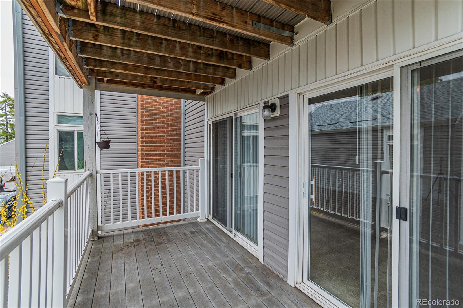 MLS Image #13 for 3436 s locust street,denver, Colorado