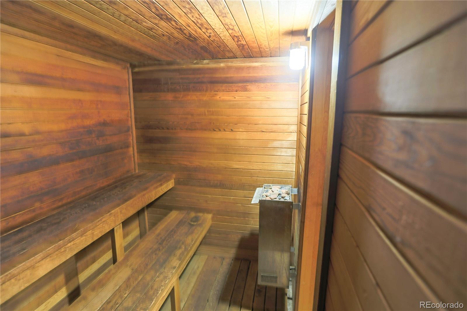 MLS Image #16 for 3436 s locust street,denver, Colorado