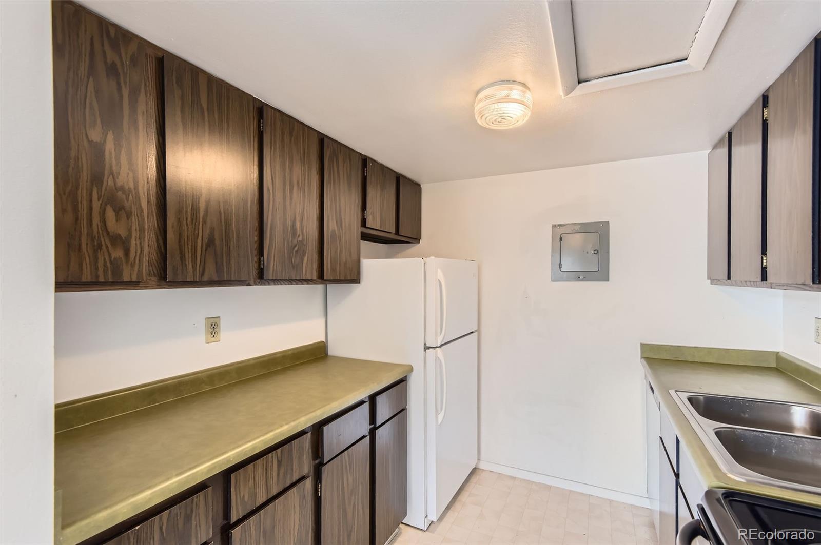 MLS Image #5 for 3436 s locust street,denver, Colorado