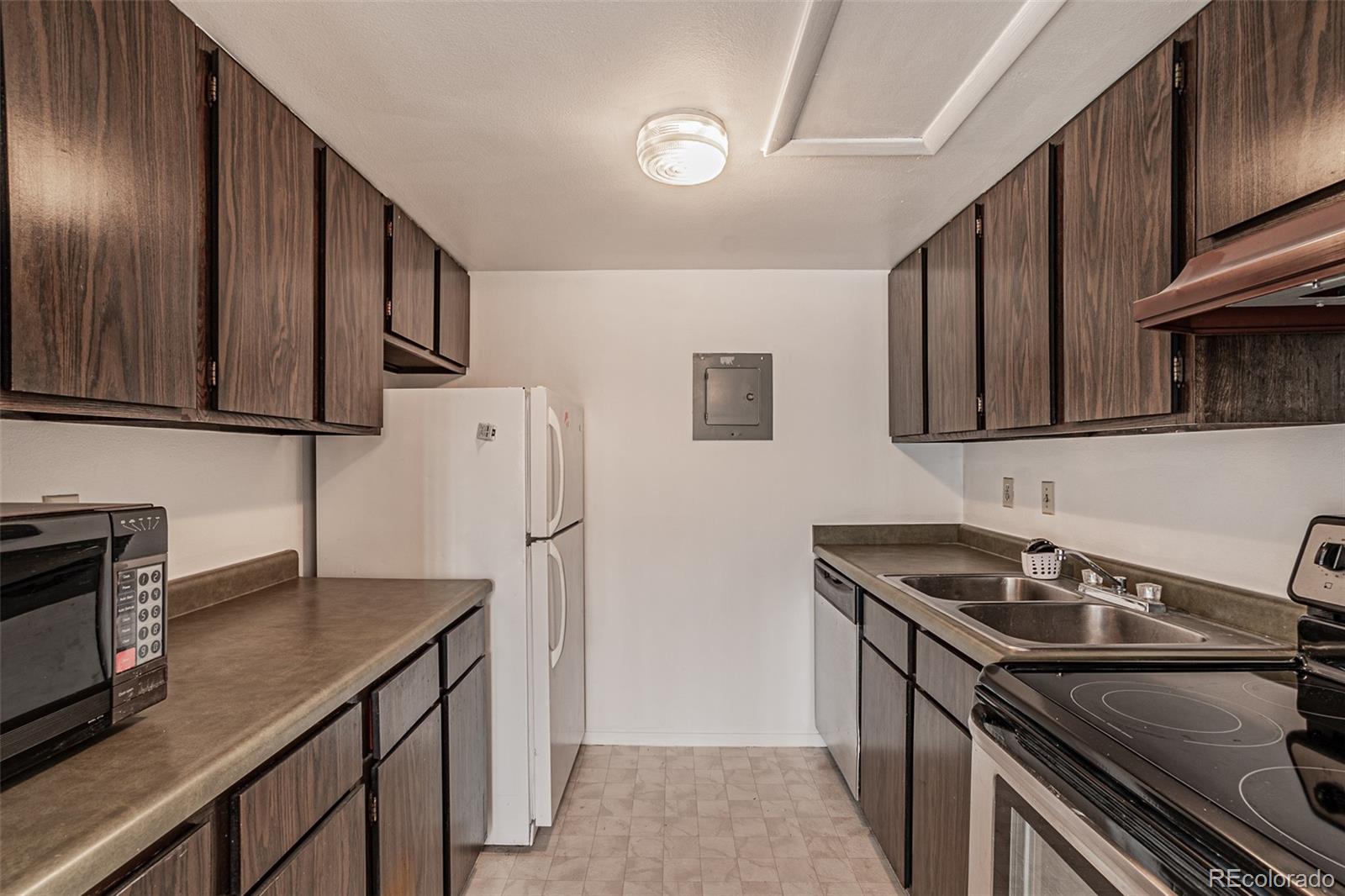 MLS Image #7 for 3436 s locust street,denver, Colorado