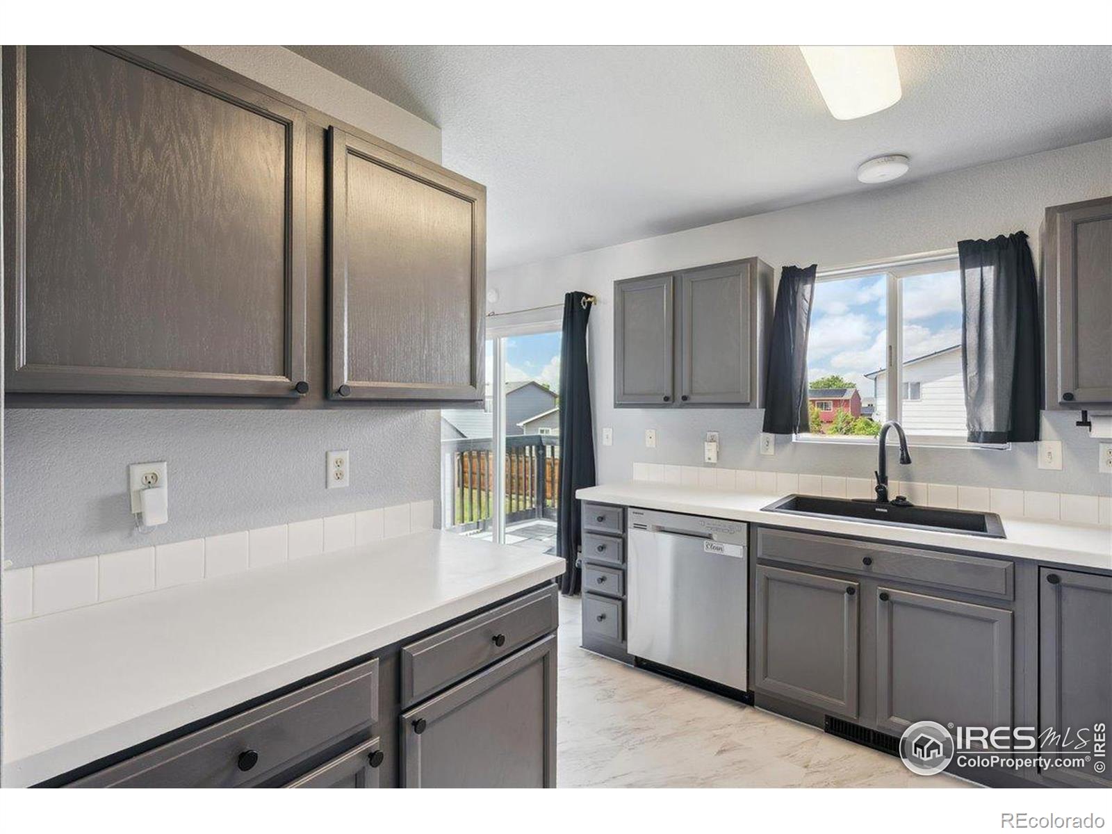 MLS Image #14 for 1125 e 25th street,greeley, Colorado