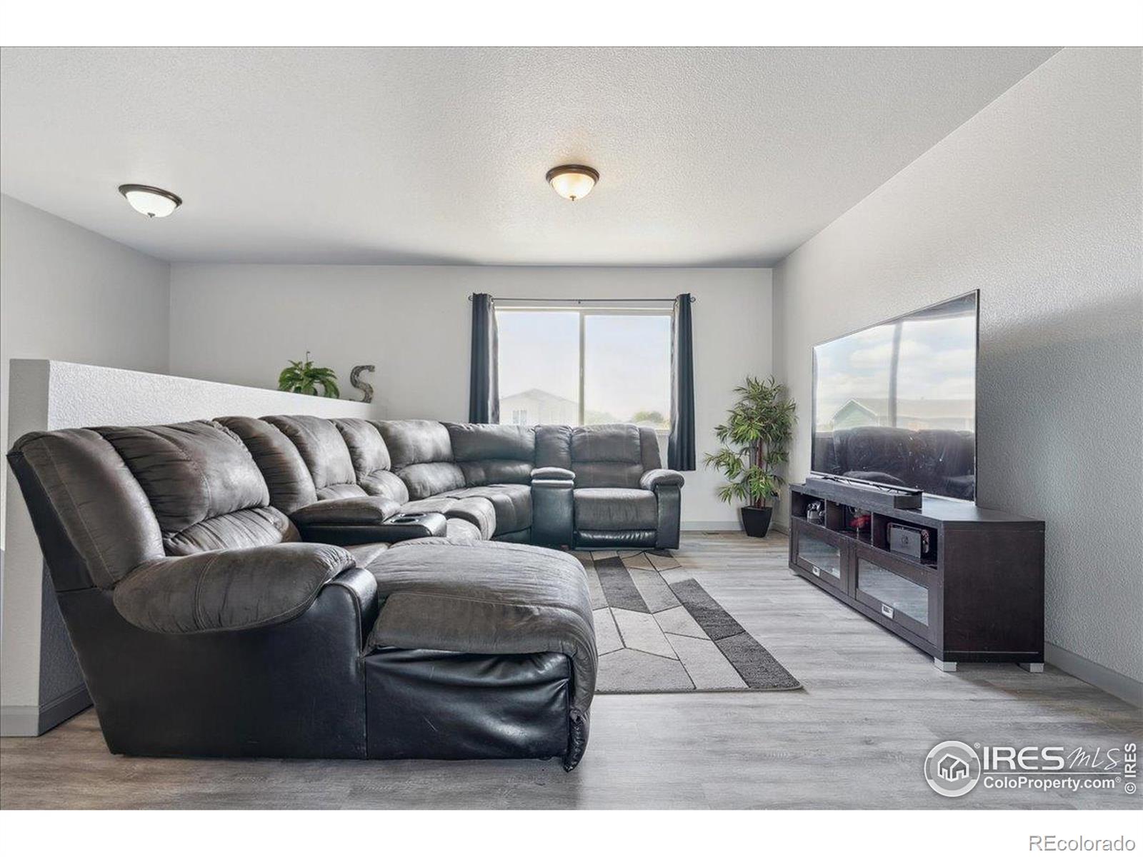 MLS Image #5 for 1125 e 25th street,greeley, Colorado