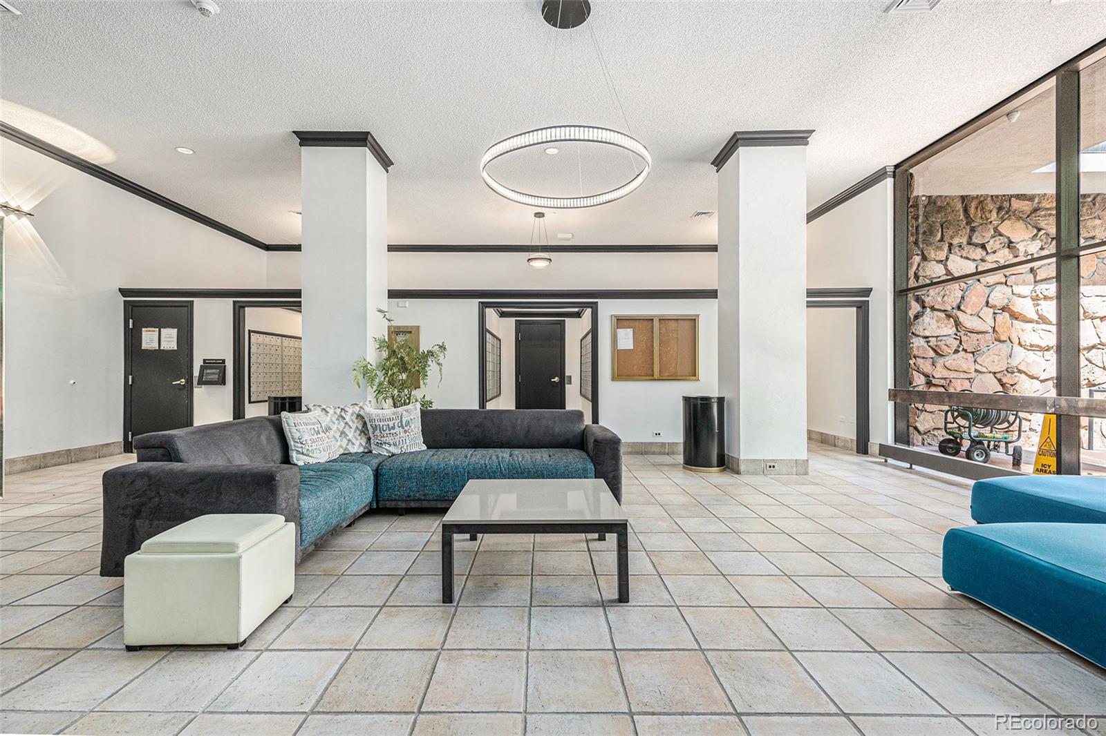 MLS Image #14 for 1020  15th street,denver, Colorado