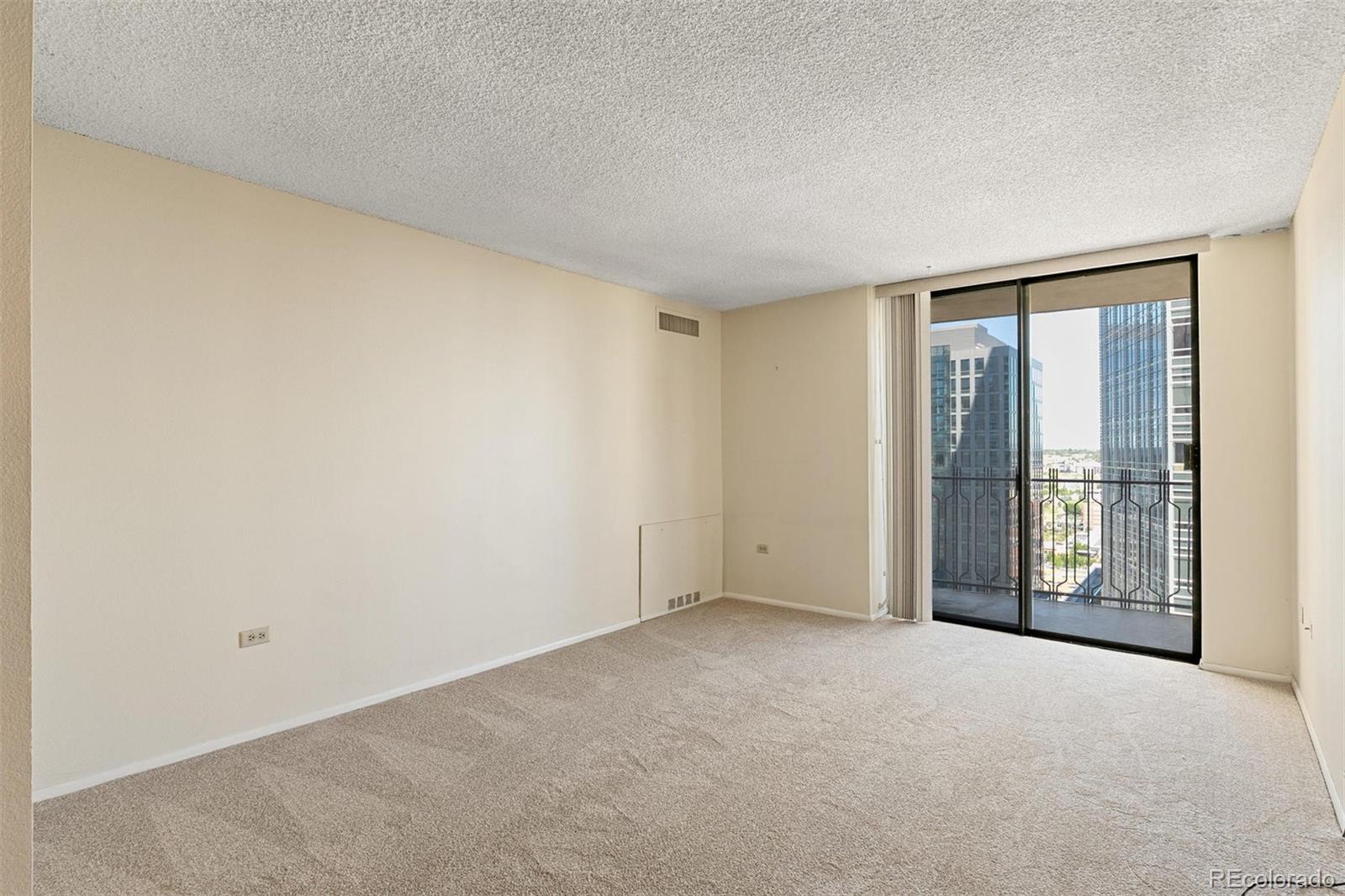 MLS Image #4 for 1020  15th street,denver, Colorado