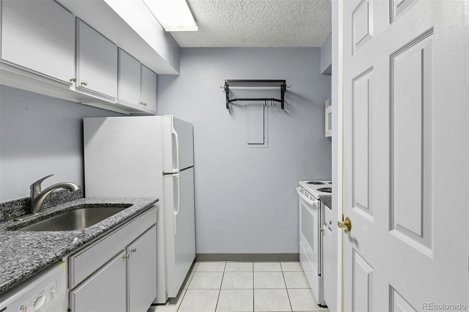 MLS Image #6 for 1020  15th street,denver, Colorado