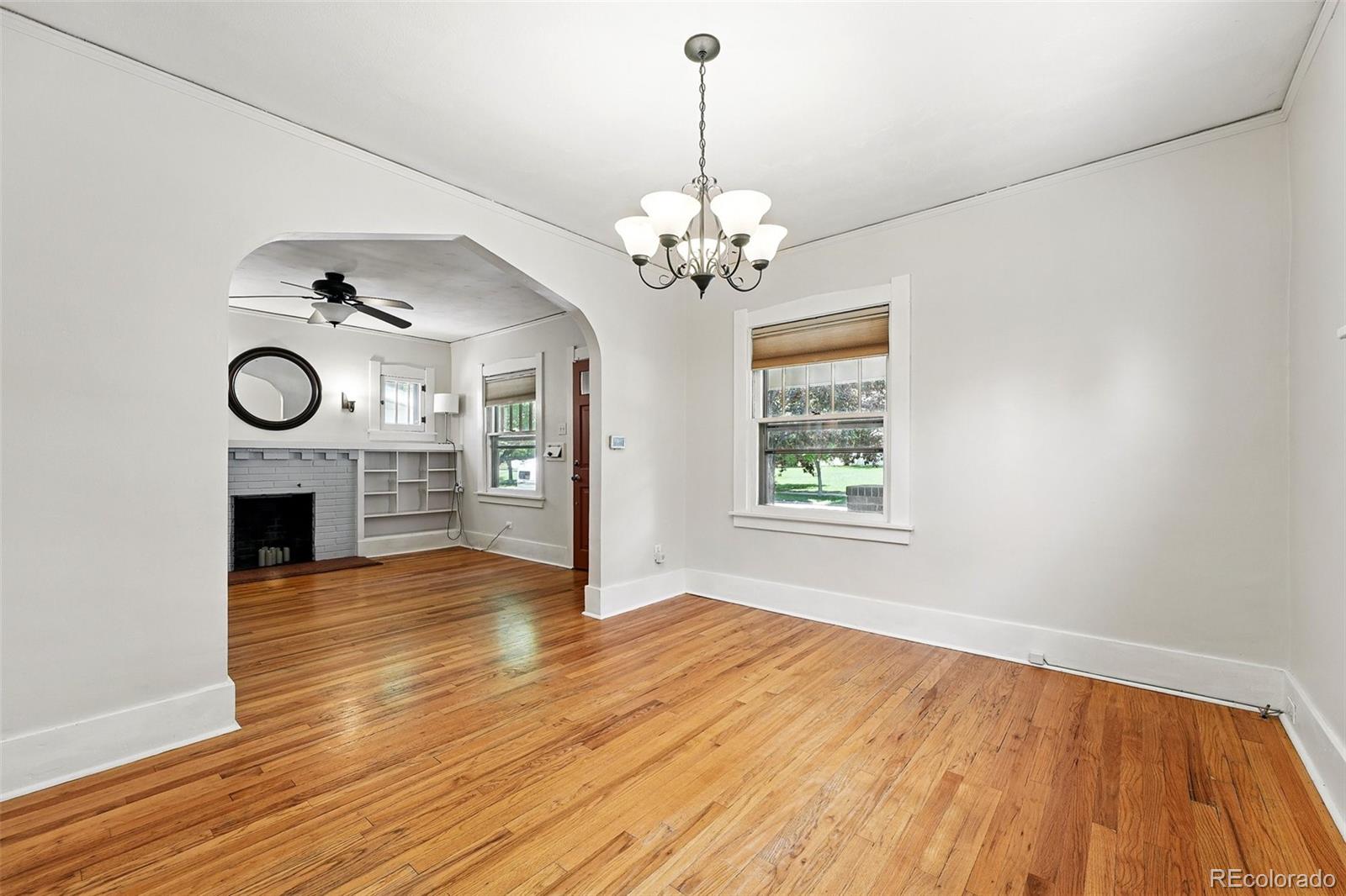MLS Image #11 for 2549  holly street,denver, Colorado